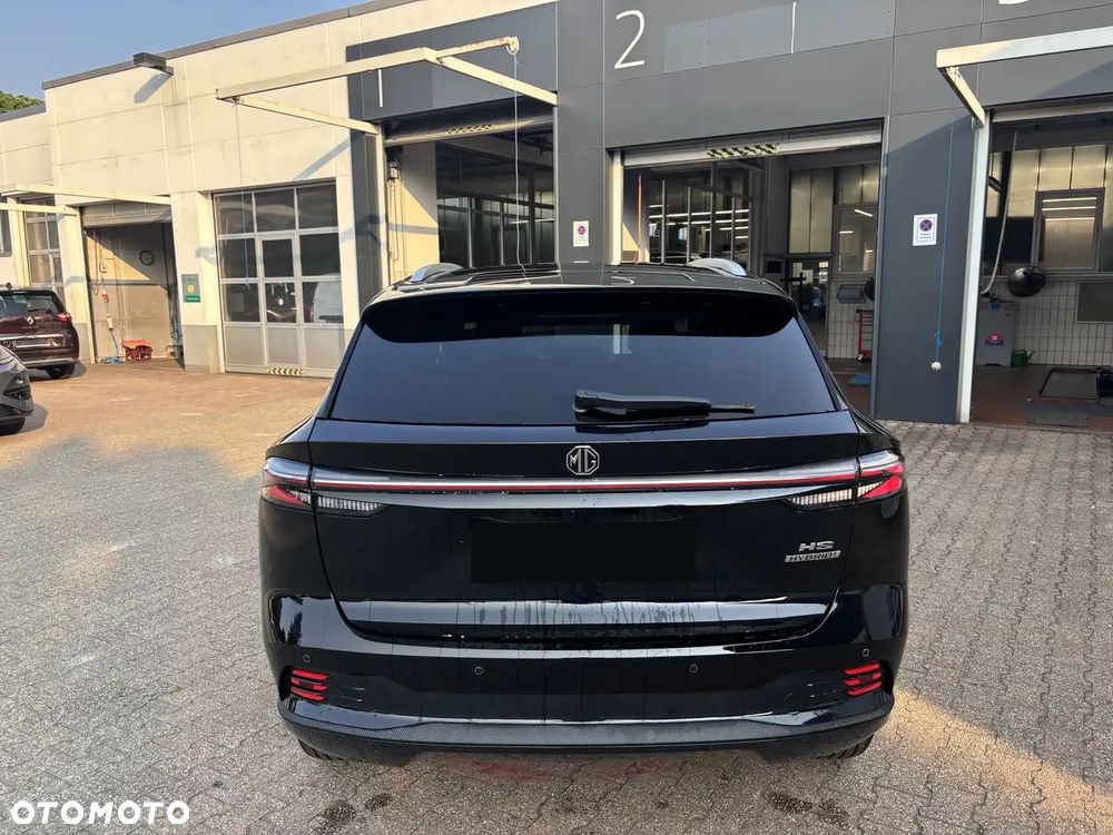MG HS Hybrid+ - 6