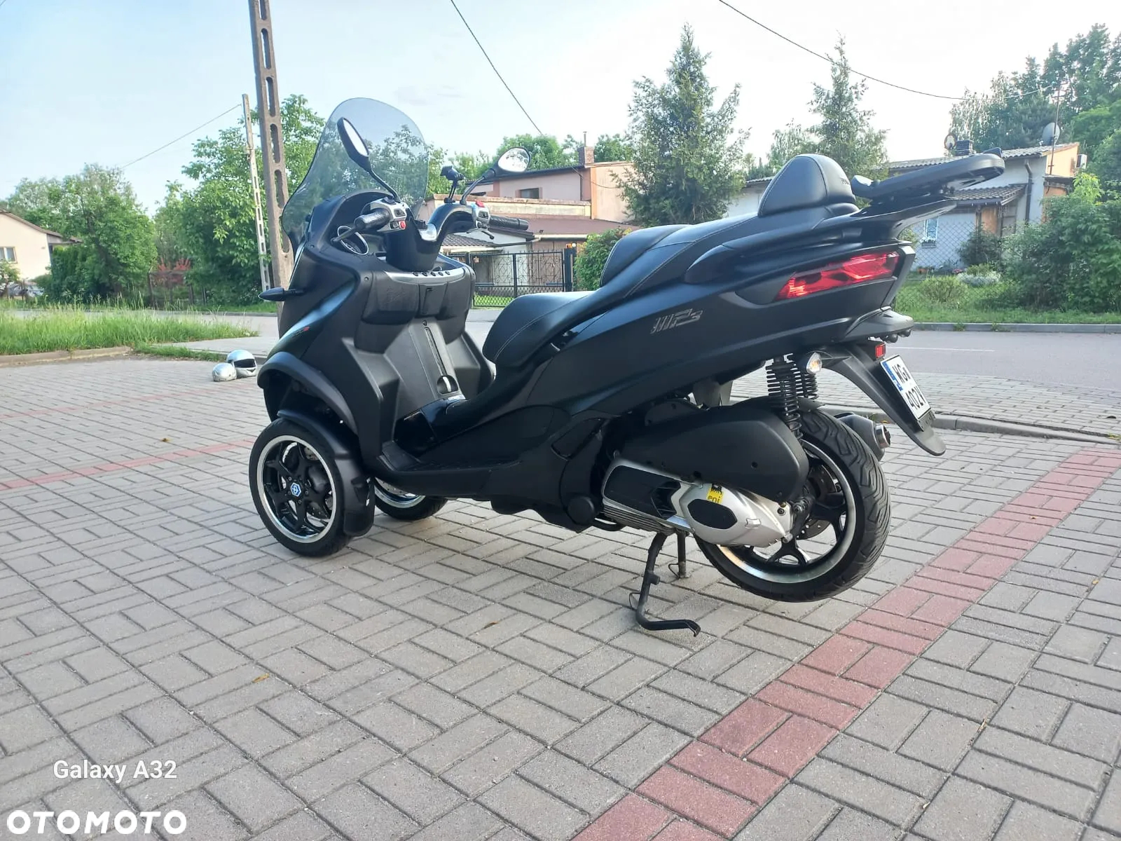 Piaggio MP-3 - 4