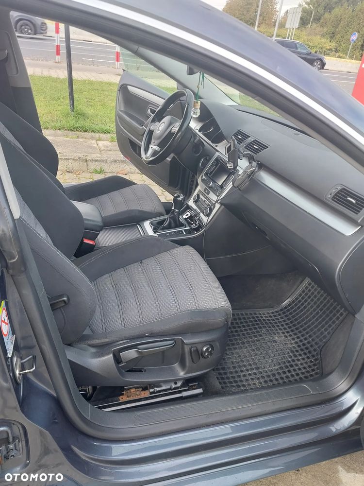 Volkswagen Passat CC 2.0 TDI DPF BMT - 10