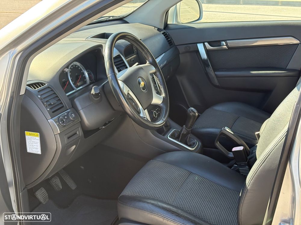 Chevrolet Captiva 2.0 VCDi Seven 7L - 16