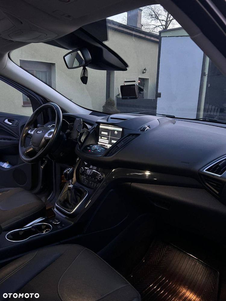 Ford Kuga 2.0 TDCi 4x4 SYNC - 12