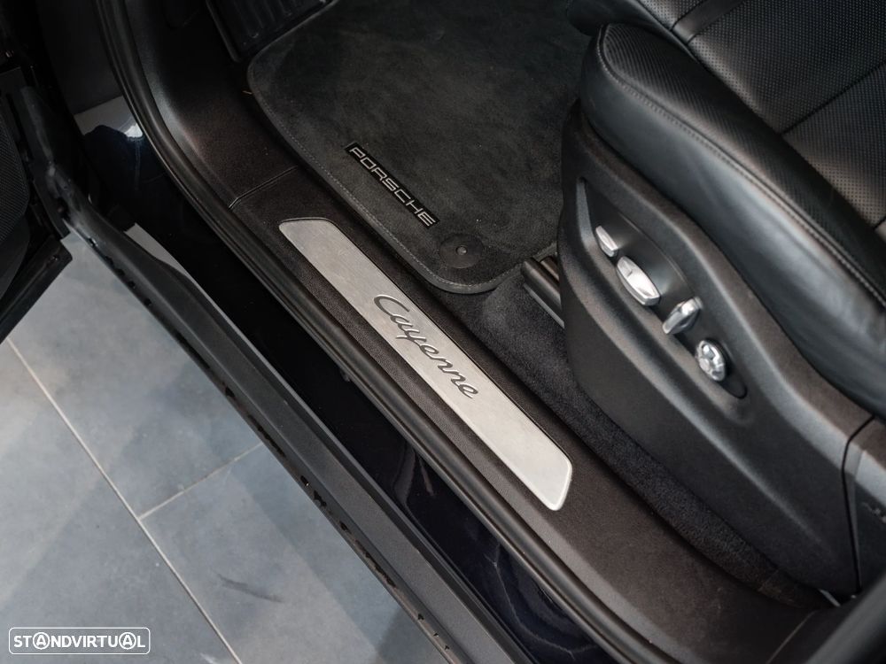 Porsche Cayenne E-Hybrid - 35