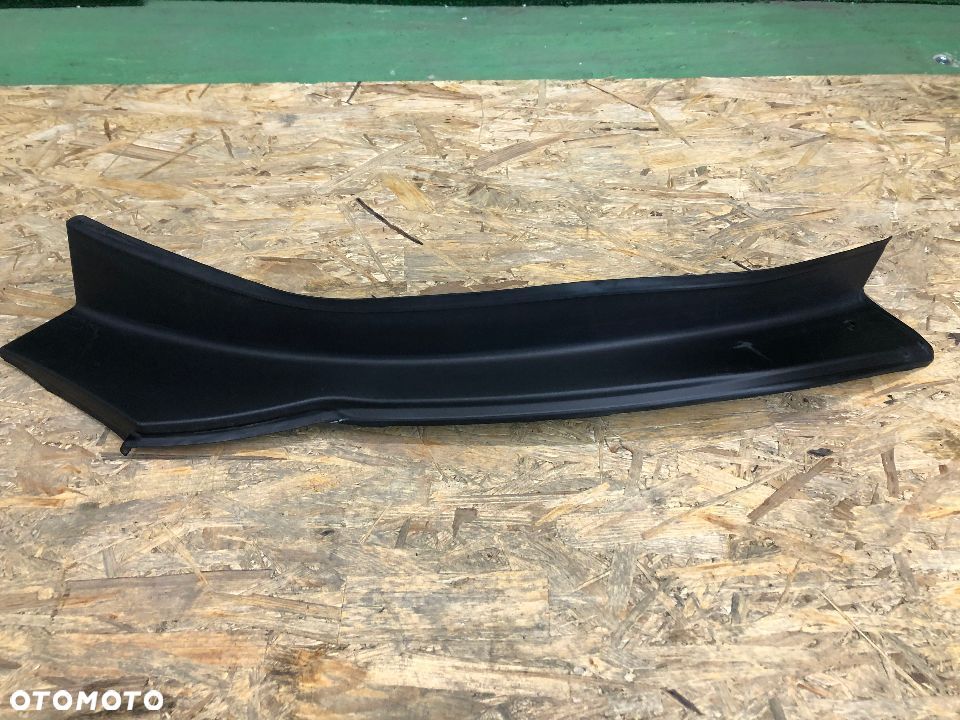 CITROEN DS5 2011-> OSŁONA SŁUPKA BAGAŻNIKA PRAWY PRAWE TYŁ 9672701777