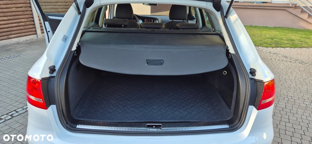 Audi A4 Avant 2.0 TDI - 23
