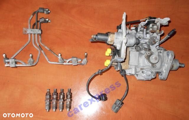 POMPA WTRYSKOWA PRZEWODY VANETTE SERENA 2.3 D - 1