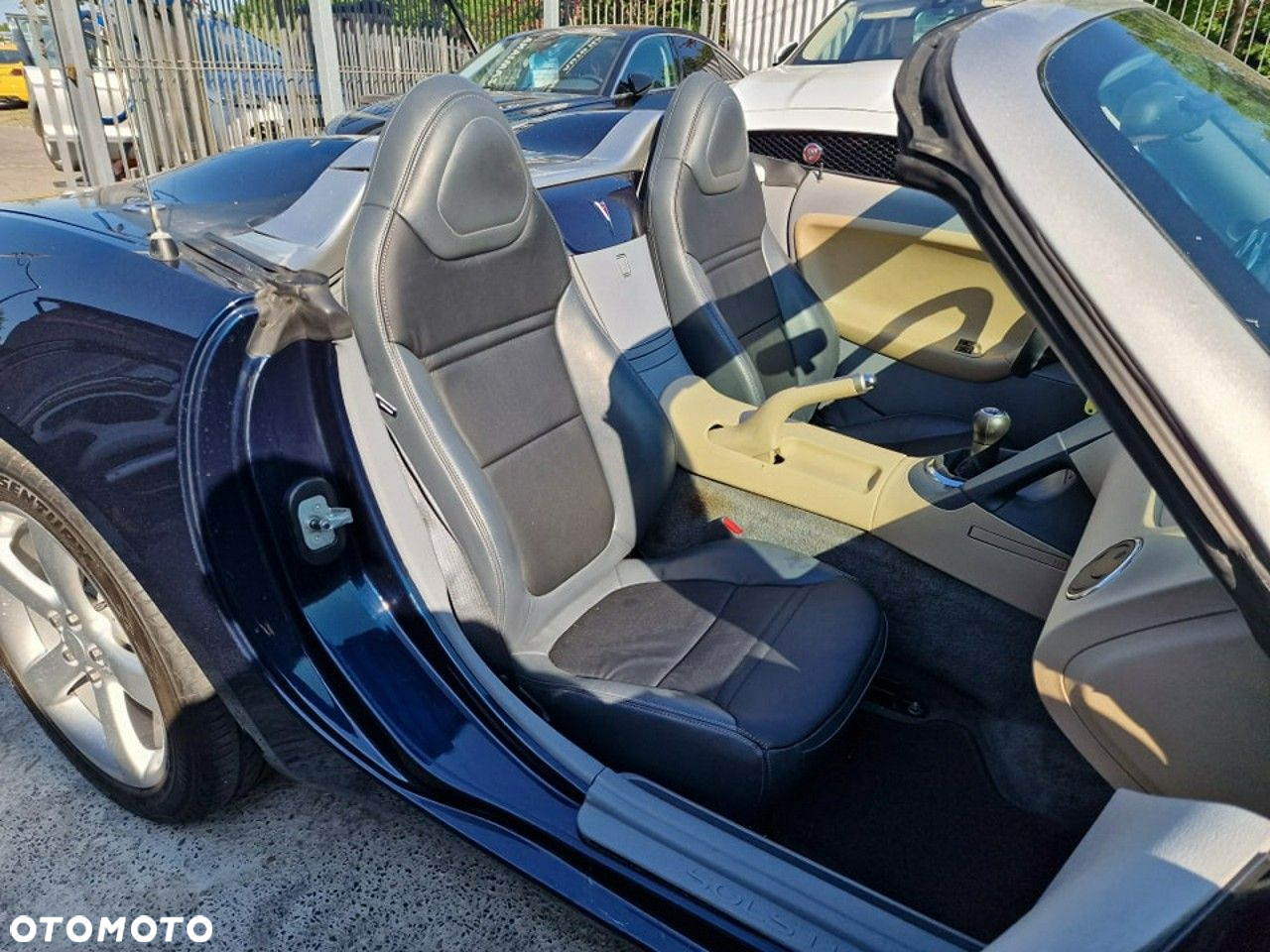 Pontiac Solstice - 36