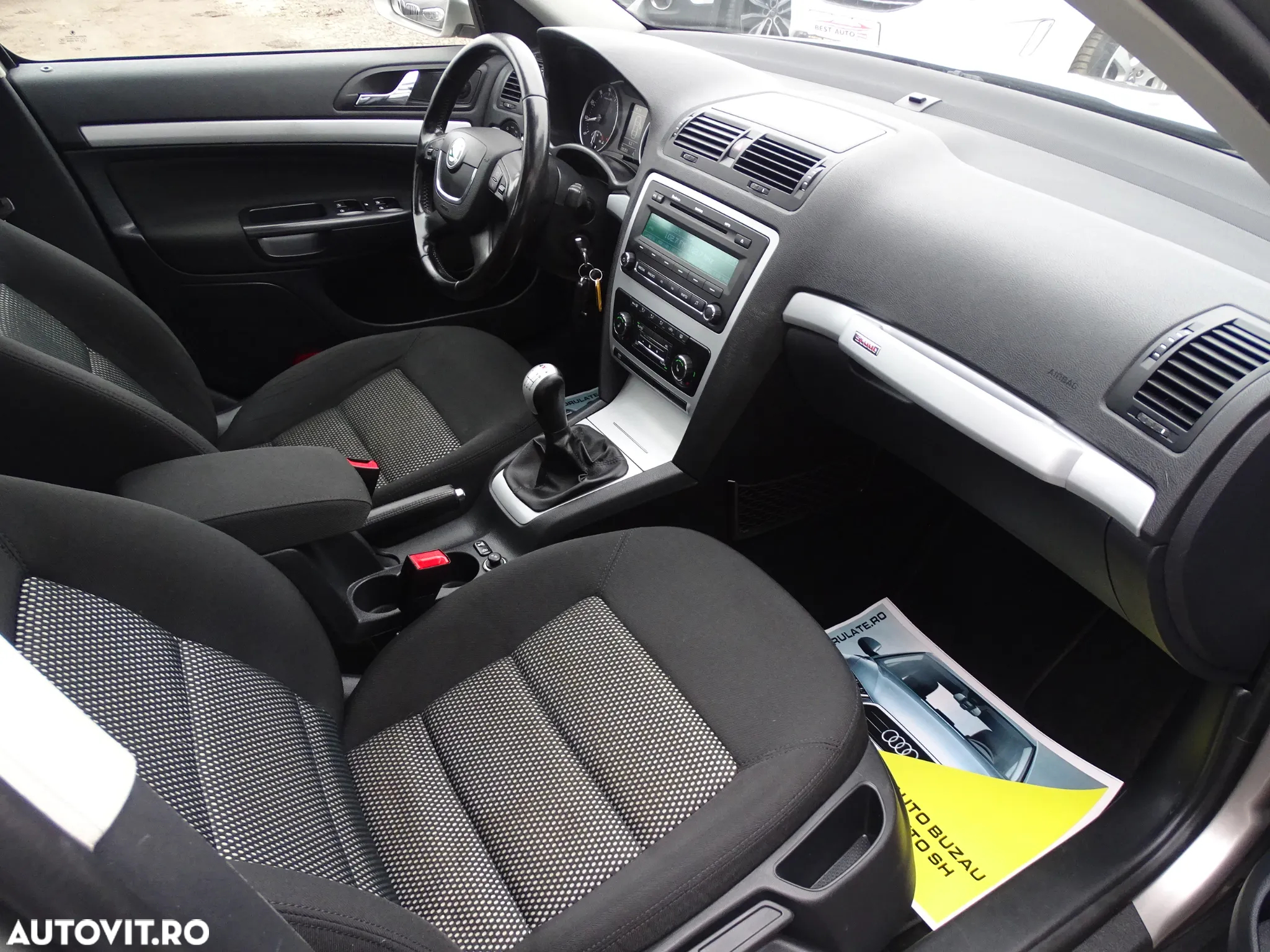 Skoda Octavia Combi 1.8 TSI 4x4 Scout - 10