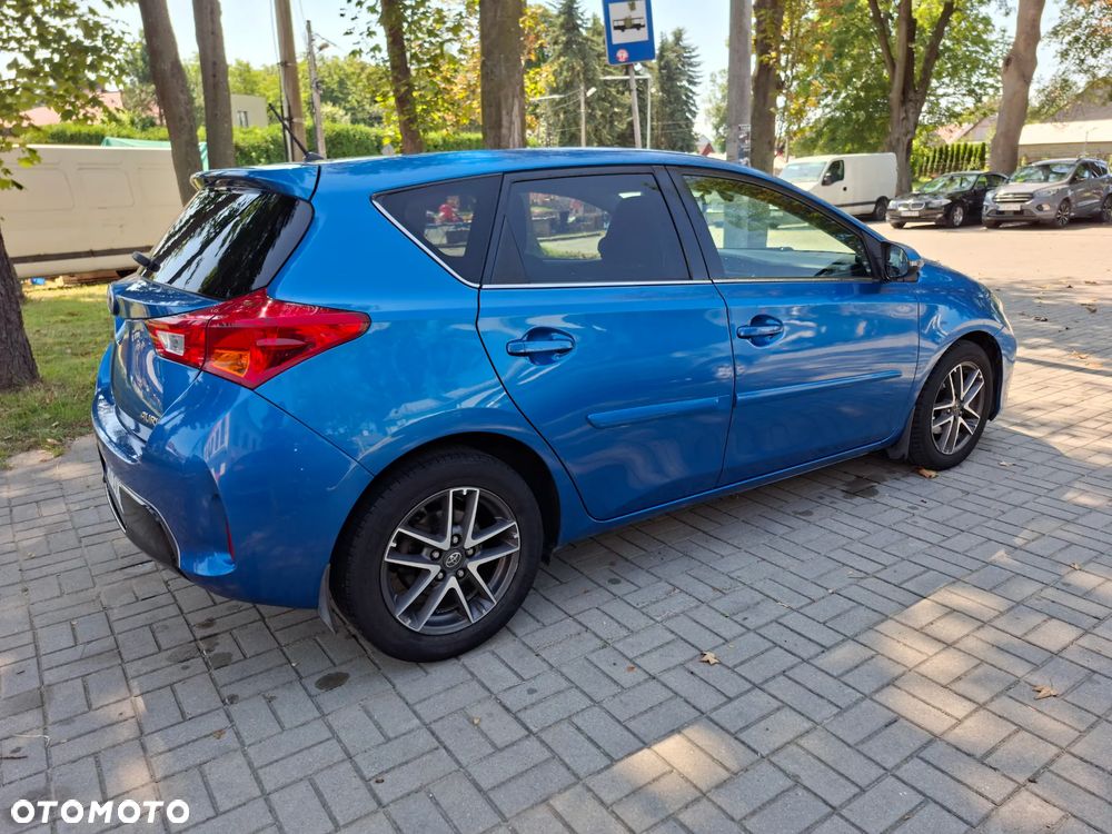 Toyota Auris - 7