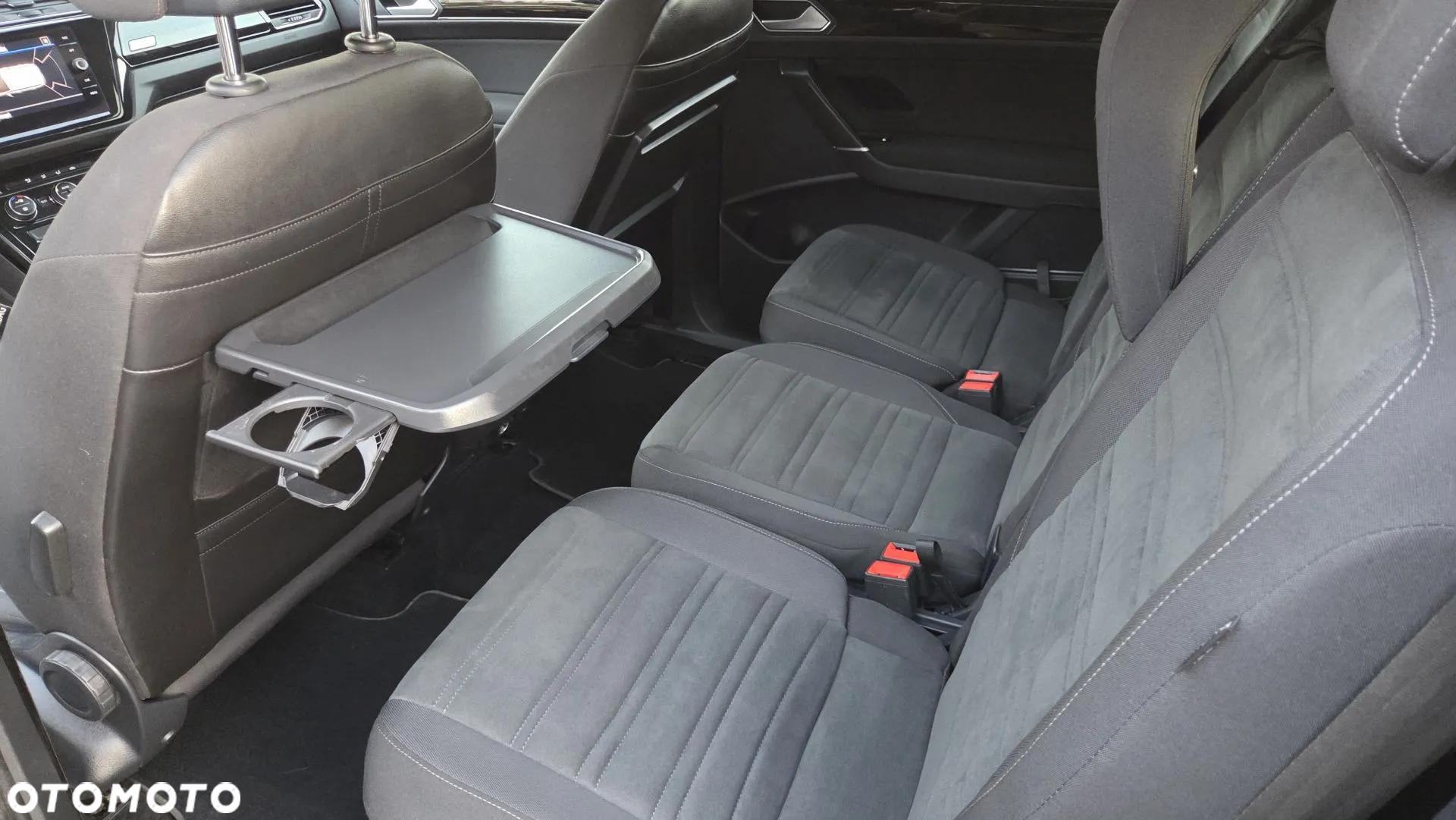 Volkswagen Touran 2.0 TDI SCR Highline - 21