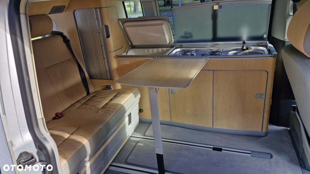 Volkswagen California - 12