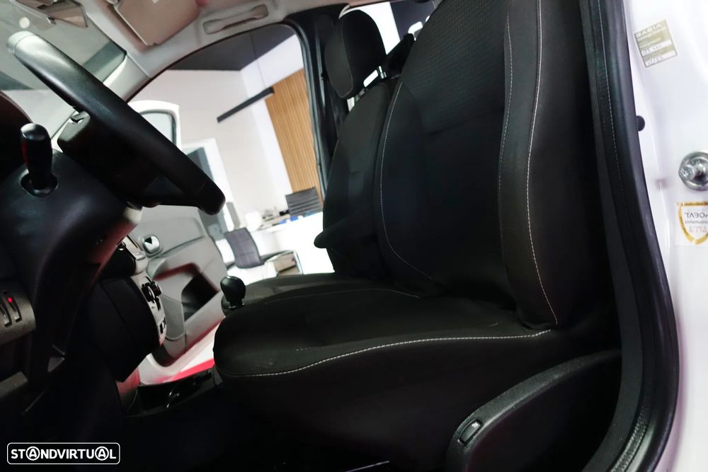 Dacia Lodgy 1.5 Blue dCi Comfort 7L - 35