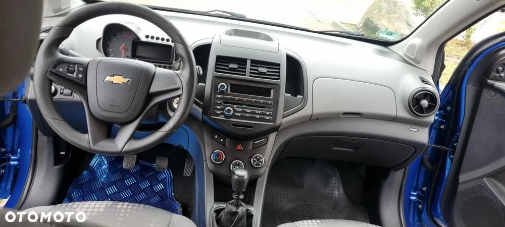 Chevrolet Aveo 1.2 LS - 5