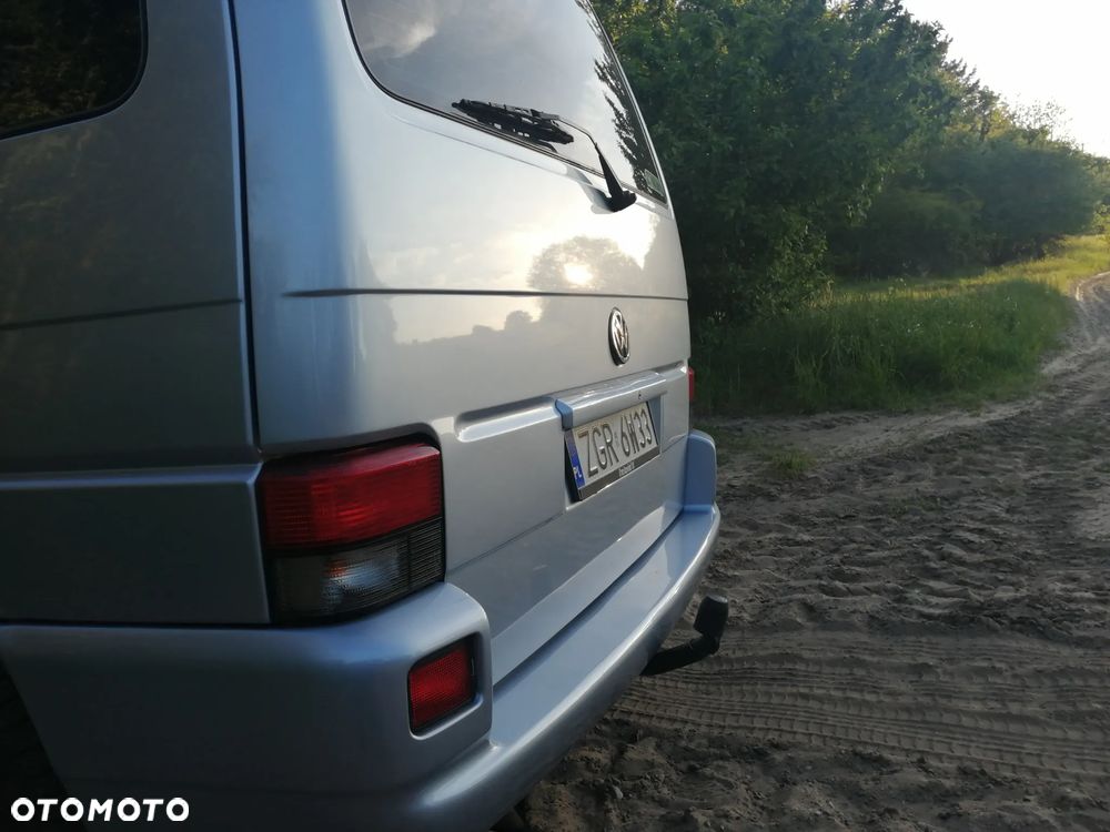 Volkswagen Multivan Standard - 24