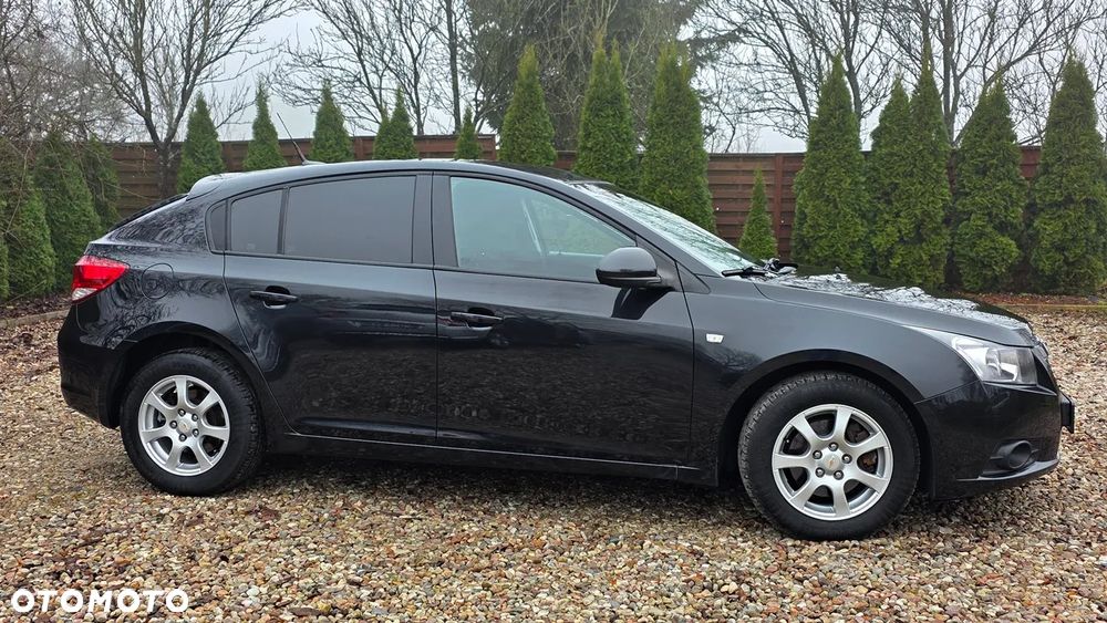 Chevrolet Cruze - 18