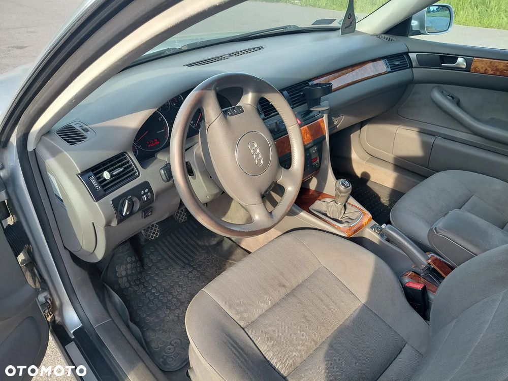 Audi A6 Limousine 2.0 - 11
