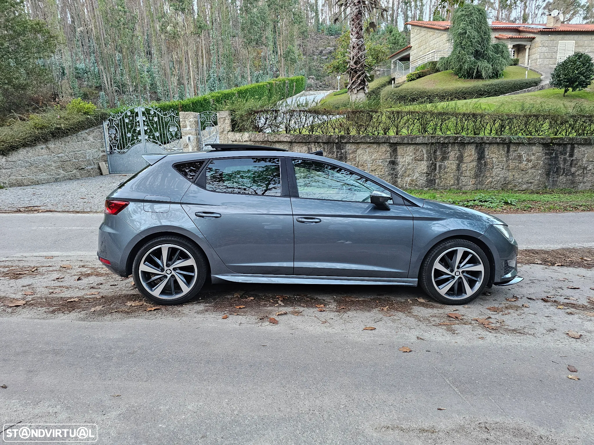SEAT Leon 2.0 TDI DPF FR - 7