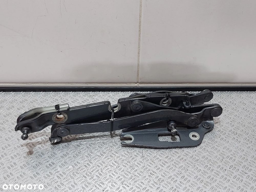 ZAWIASY KLAPY BAGAŻNIKA AUDI B7 A4 R2007 NR 8E5827302C, 8E5827301C - 1