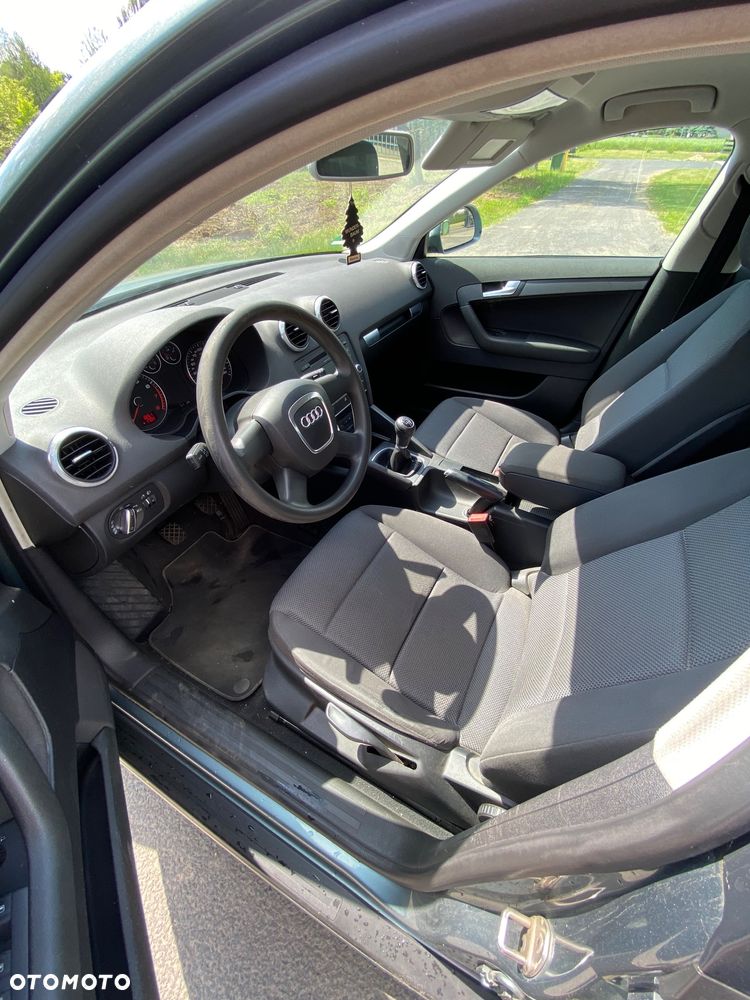 Audi A3 Sportback 1.6 Ambition - 5