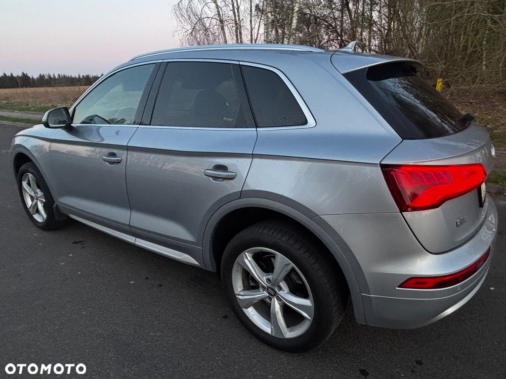 Audi Q5 2.0 TDI Quattro Design S tronic - 4