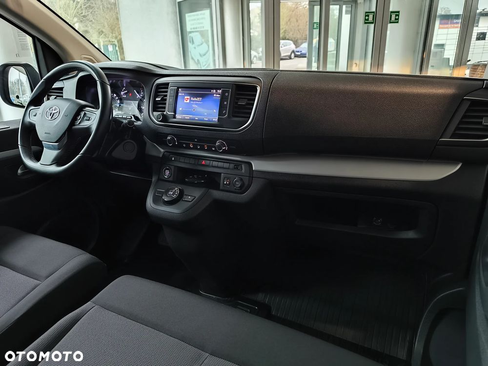 Toyota Proace Verso 2.0 D4-D Long Business - 17