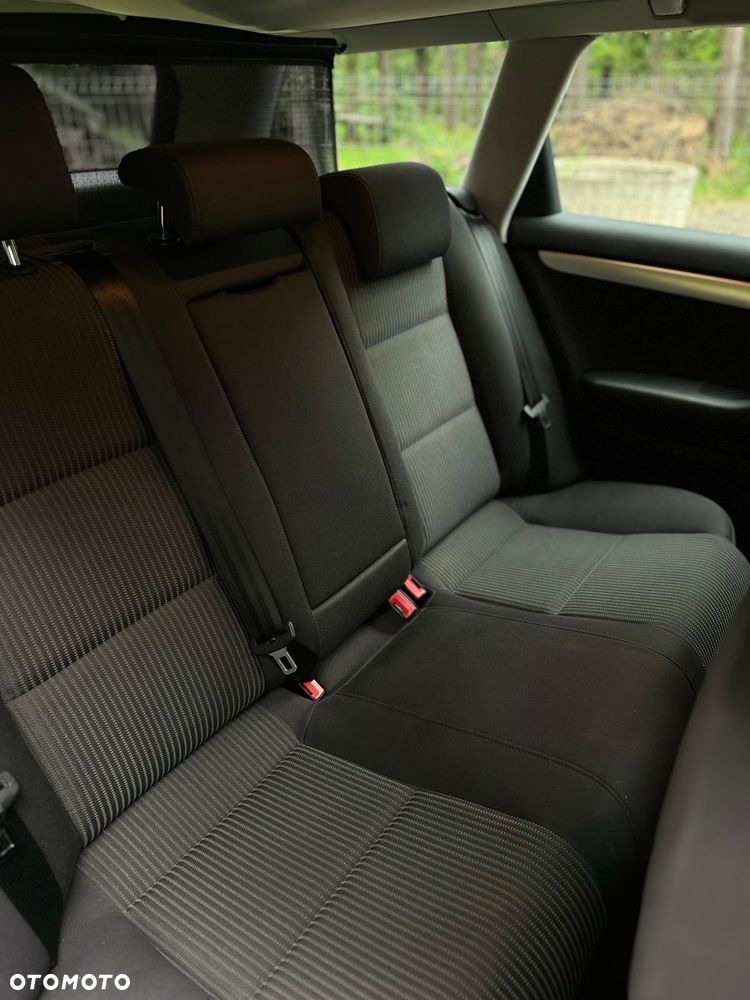 Audi A4 Avant - 8