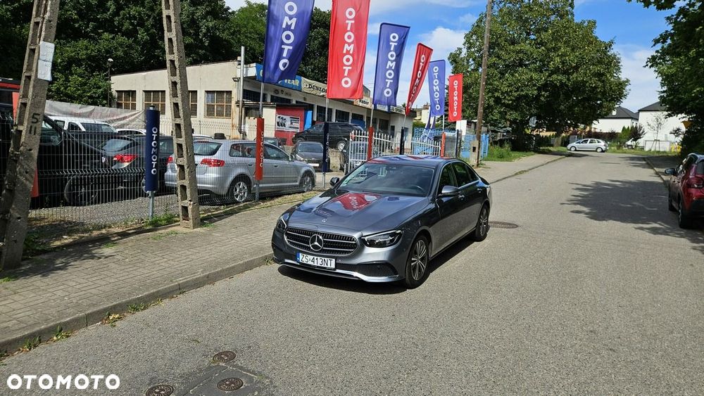 Mercedes-Benz Klasa E 200 d 9G-TRONIC Night Edition - 14