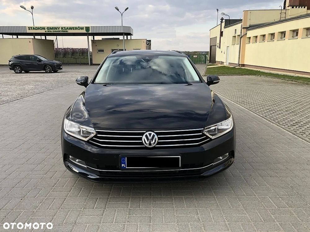 Volkswagen Passat - 2