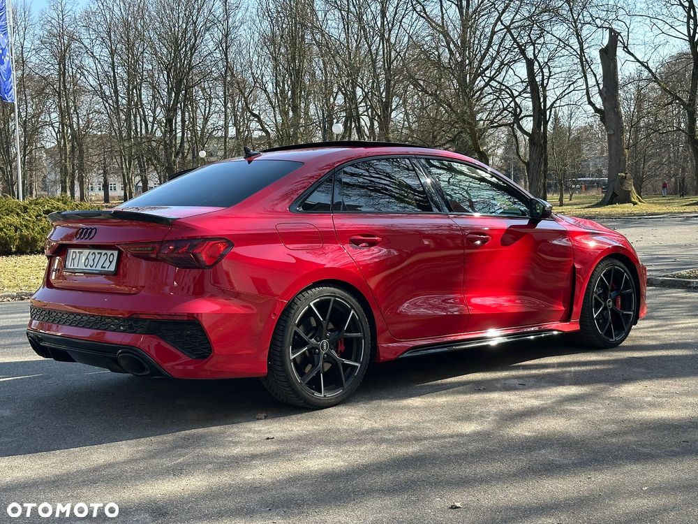 Audi RS3 Limousine - 10