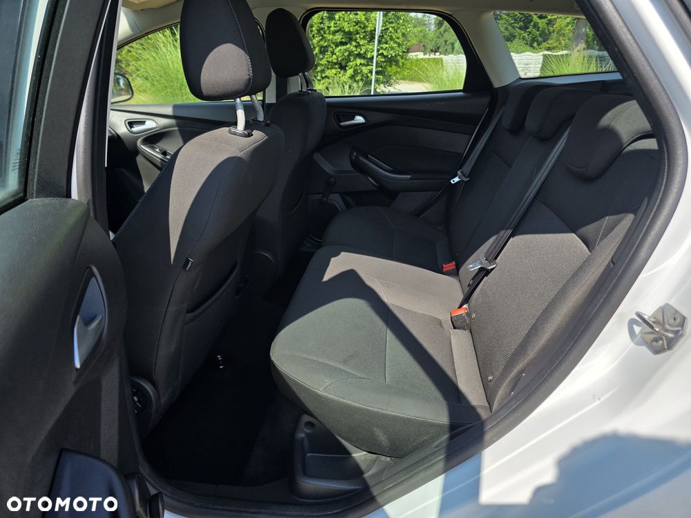 Ford Focus - 11