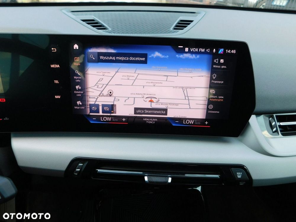 BMW X1 sDrive18d Business Edition - 11