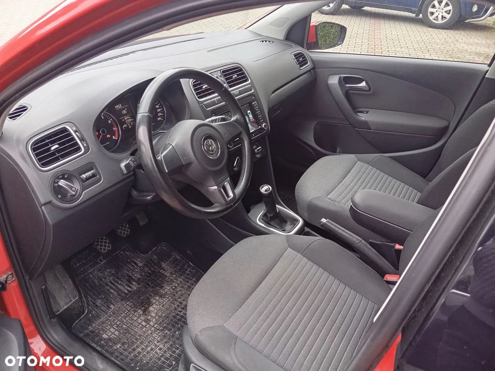 Volkswagen Polo - 10