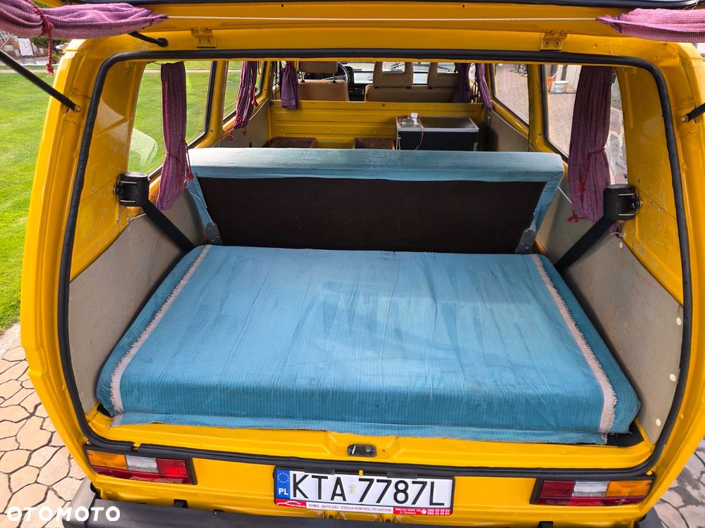 Volkswagen Transporter - 4