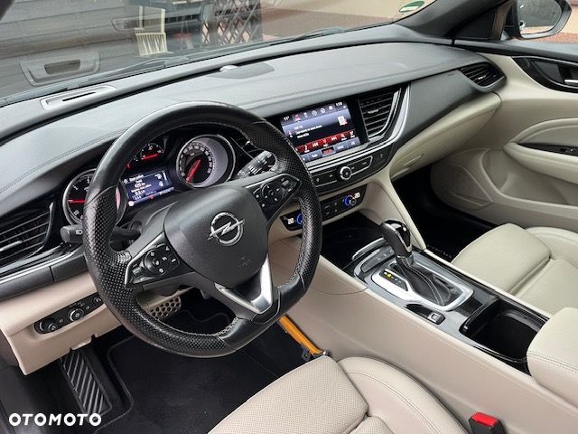 Opel Insignia 1.6 Automatik Business Innovation - 24