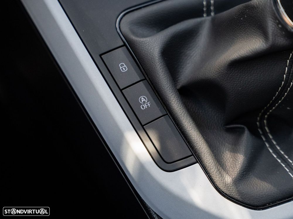 SEAT Arona 1.0 TSI Xcellence - 42