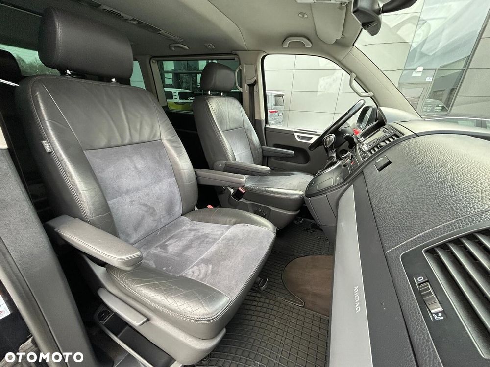 Volkswagen Multivan - 16