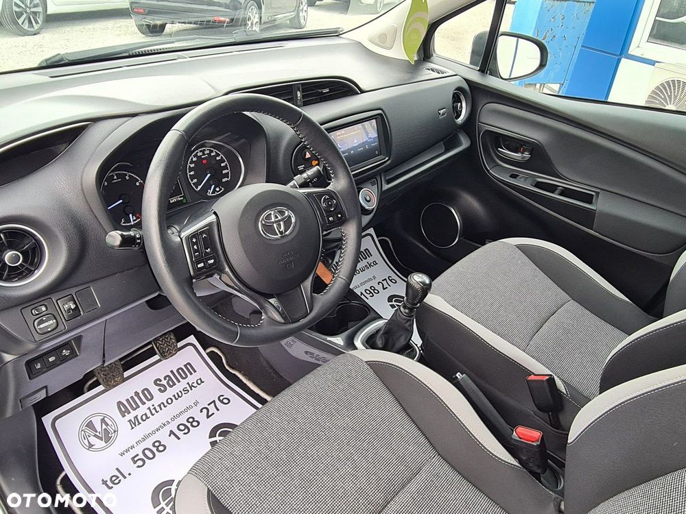 Toyota Yaris - 16