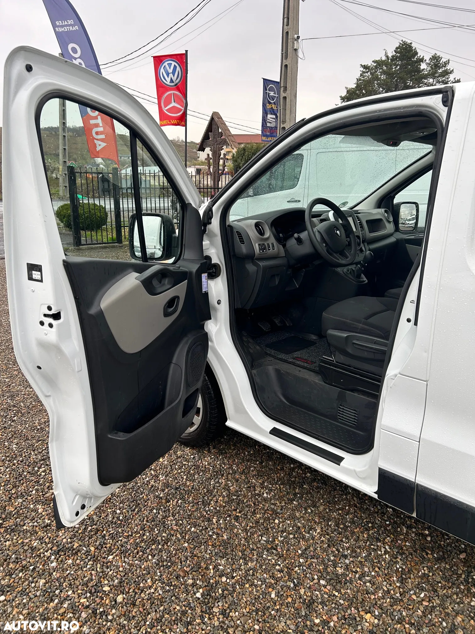 Renault Trafic - 9