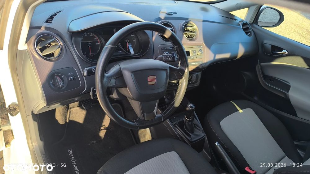 Seat Ibiza 1.4 16V Style - 30