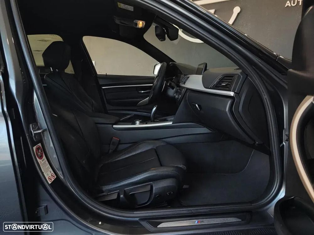 BMW 320 d Auto Pack M - 35