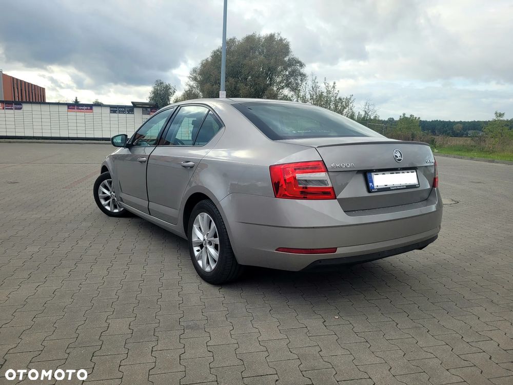 Skoda Octavia 1.5 TSI ACT Ambition - 4