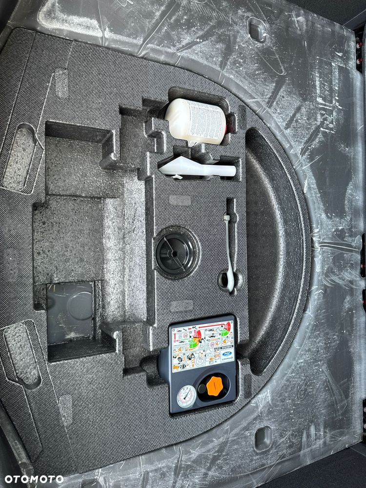 Ford Kuga 1.5 EcoBoost FWD Titanium ASS - 17