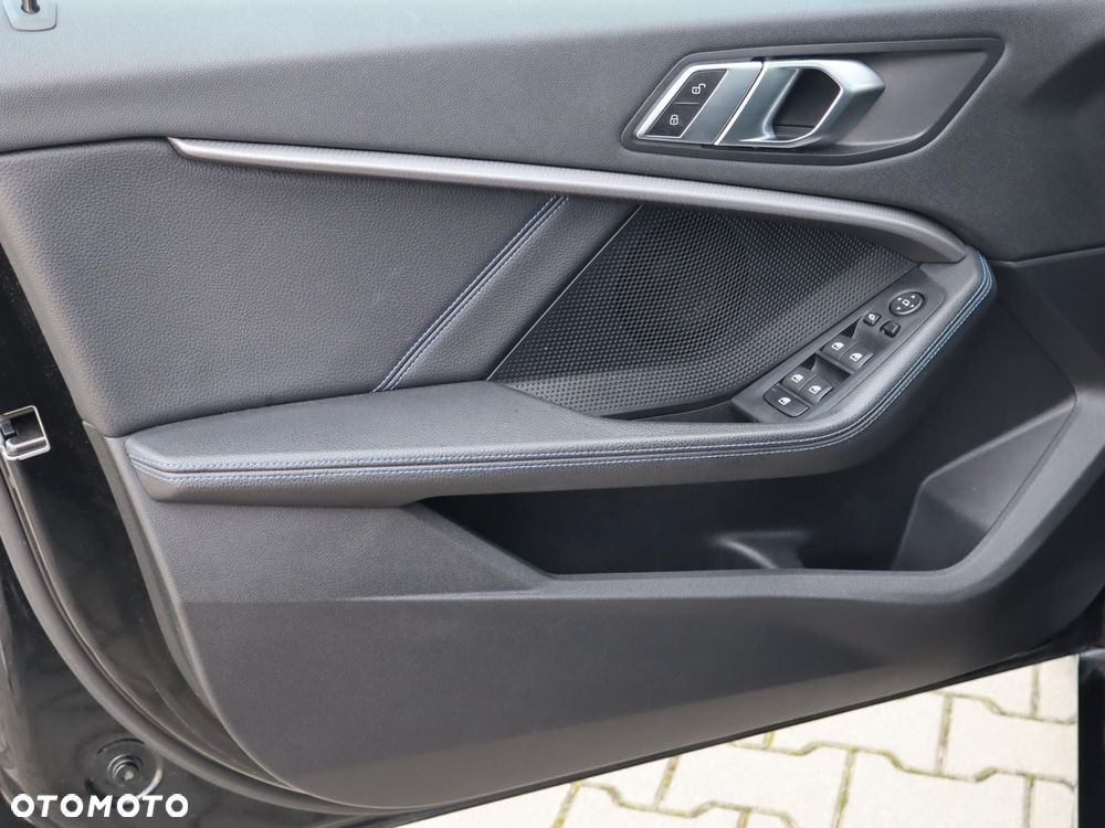 BMW Seria 1 - 18