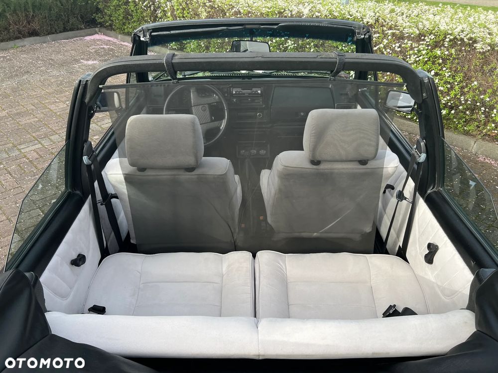 Volkswagen Golf - 27