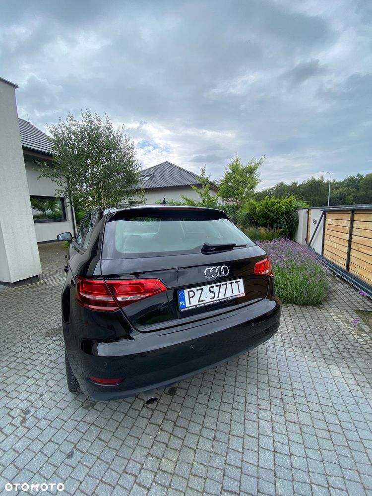 Audi A3 Sportback - 3
