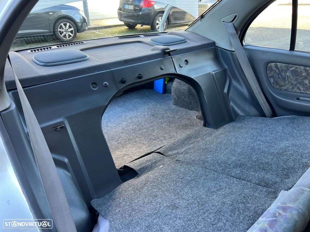 Nissan Almera 1.4 SLX AC - 30