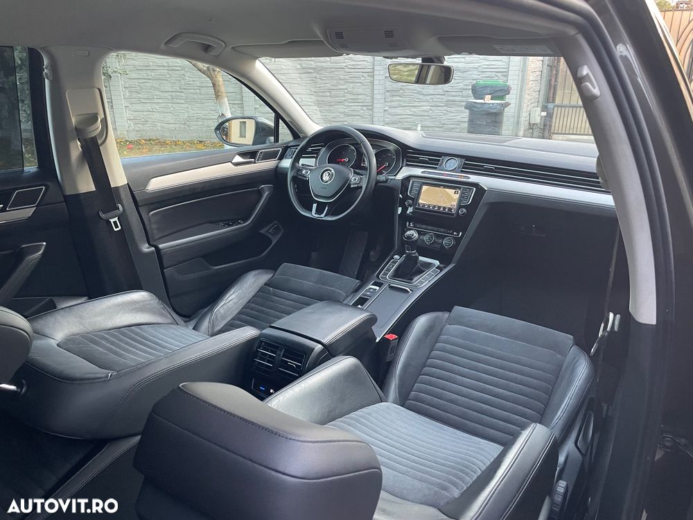Volkswagen Passat - 27
