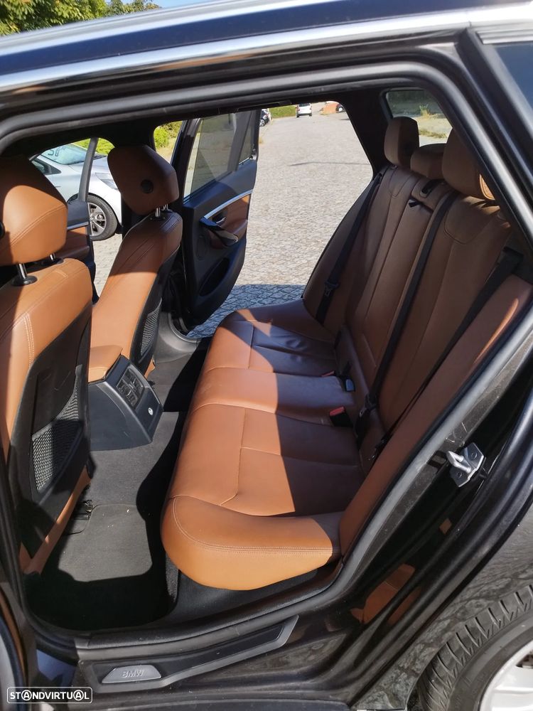 BMW 320 d Line Luxury Auto - 12