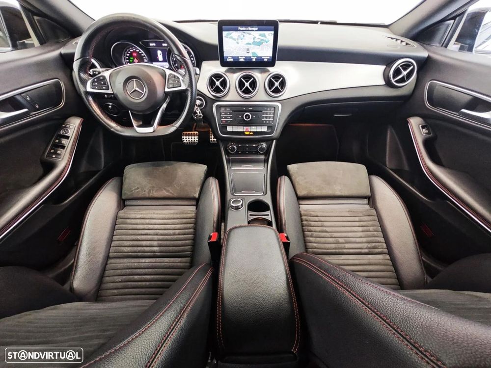 Mercedes-Benz CLA 180 7G-DCT AMG Line - 7