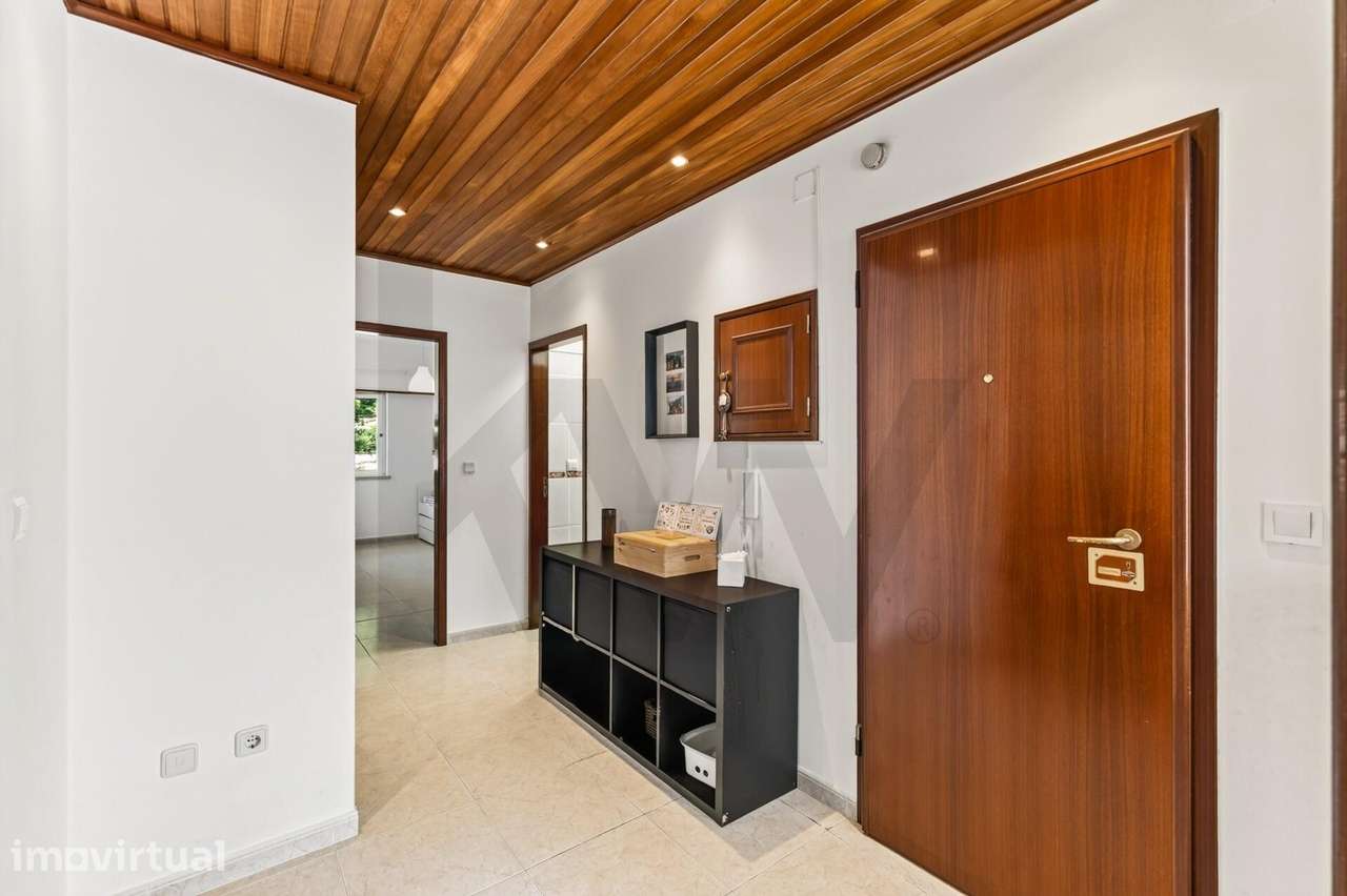 Apartamento T3 com garagem e sótão - Grande imagem: 5/41