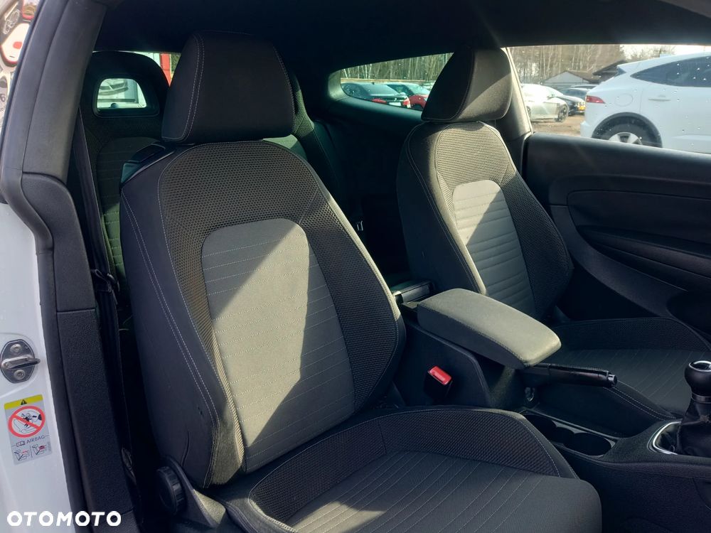 Volkswagen Scirocco - 15